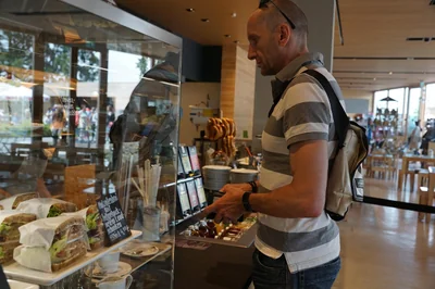50 idées décoration vitrine boulangerie pour attirer plus de clients en 2026